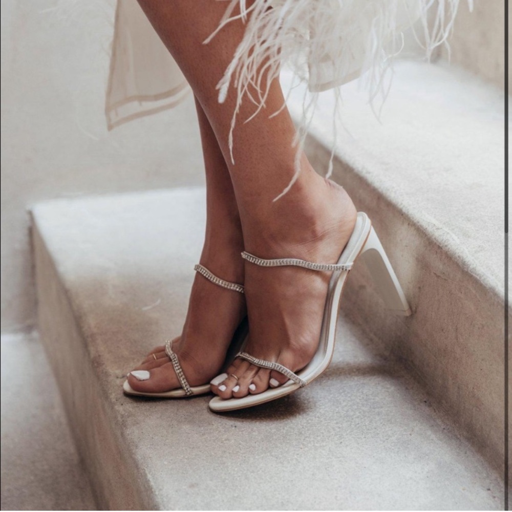 Cult Gaia Iza Sandal size 37